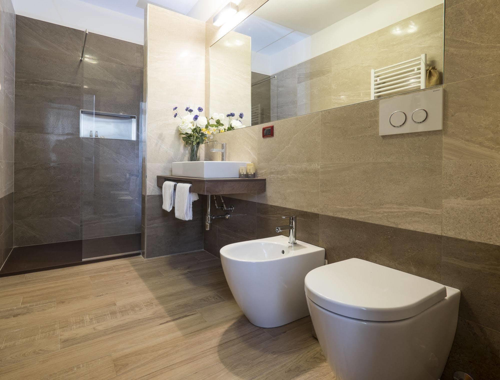 אלבה Residence Caffe Savona מראה חיצוני תמונה